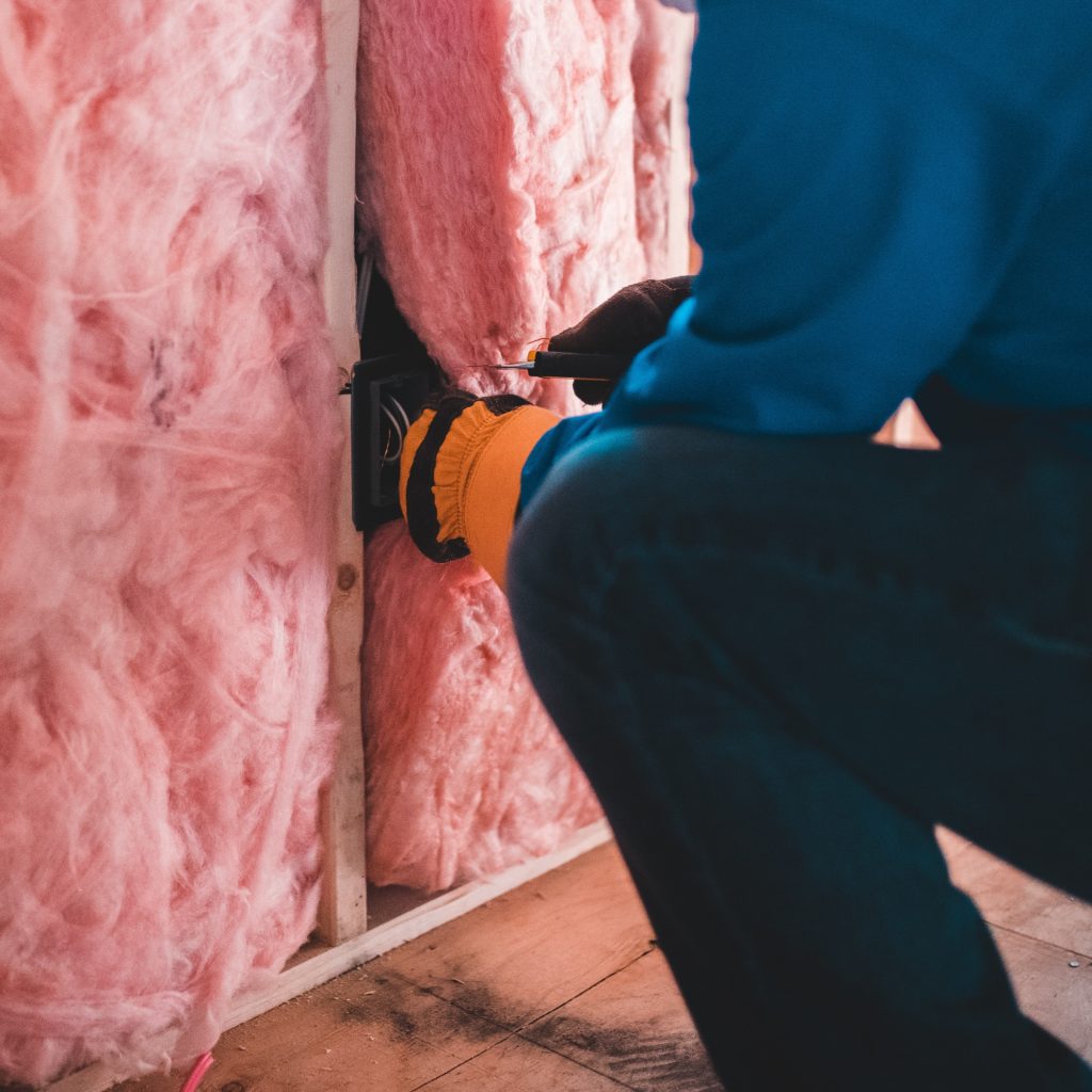 What Is the Spray Foam Insulation Rebate in Ontario?