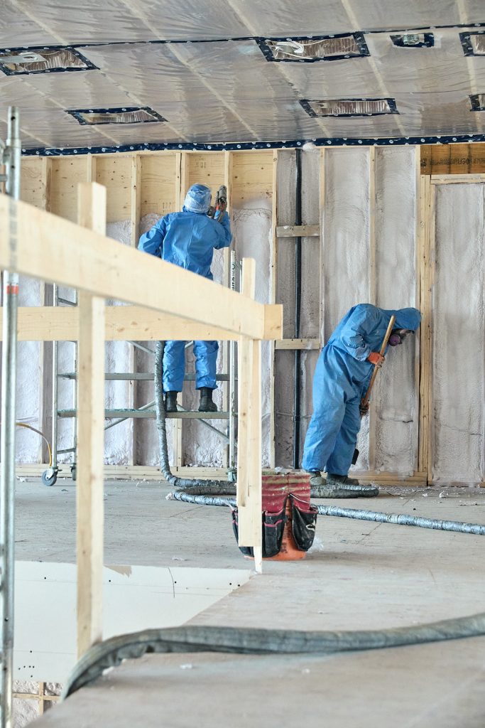 Spray Foam Insulation in the GTA: Pros and Cons for Ontario Homeowners